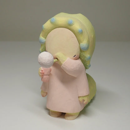 鬼の子　holy child